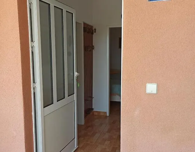 7 Apartman Podgora